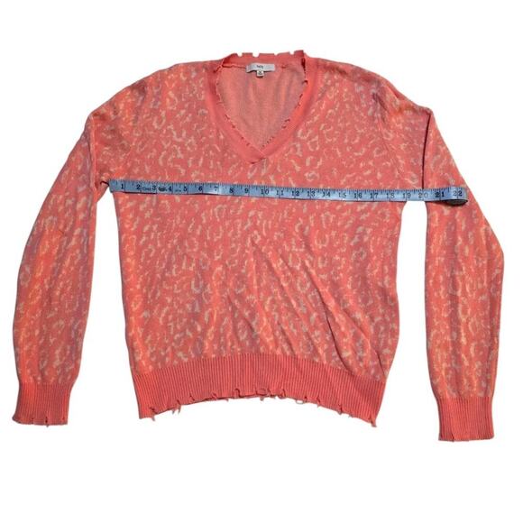 Anthropologie Fate Size M Pullover V-Neck Pink Sweater Animal Print Distressed - Picture 3 of 9